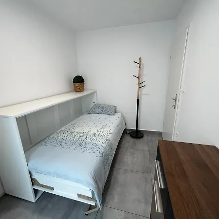Apartma Rebolj Daire *